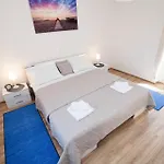 Spacious House Stefi With Grill 普拉
