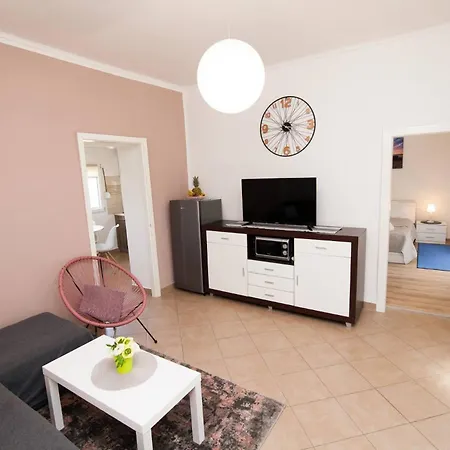 Feriehus Spacious House Stefi With Grill *