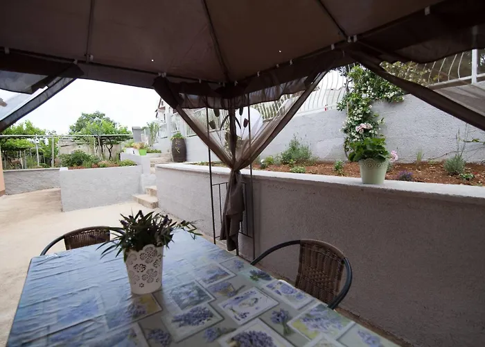 Spacious House Stefi With Grill * Πούλα