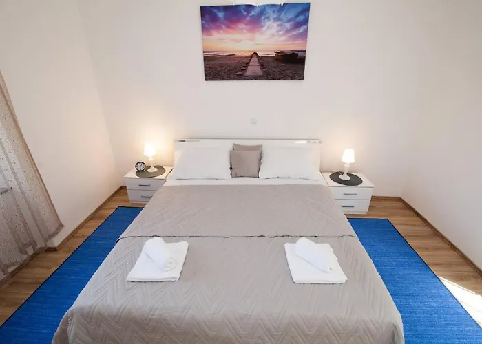 Spacious House Stefi With Grill Σπίτι διακοπών Πούλα