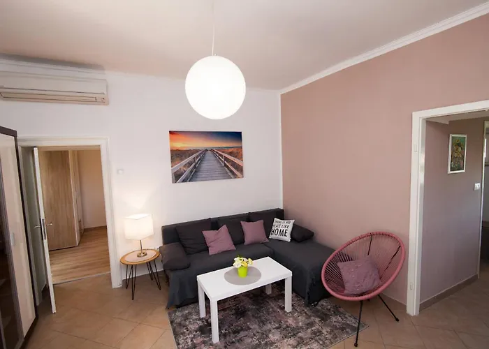 Spacious House Stefi With Grill * Πούλα